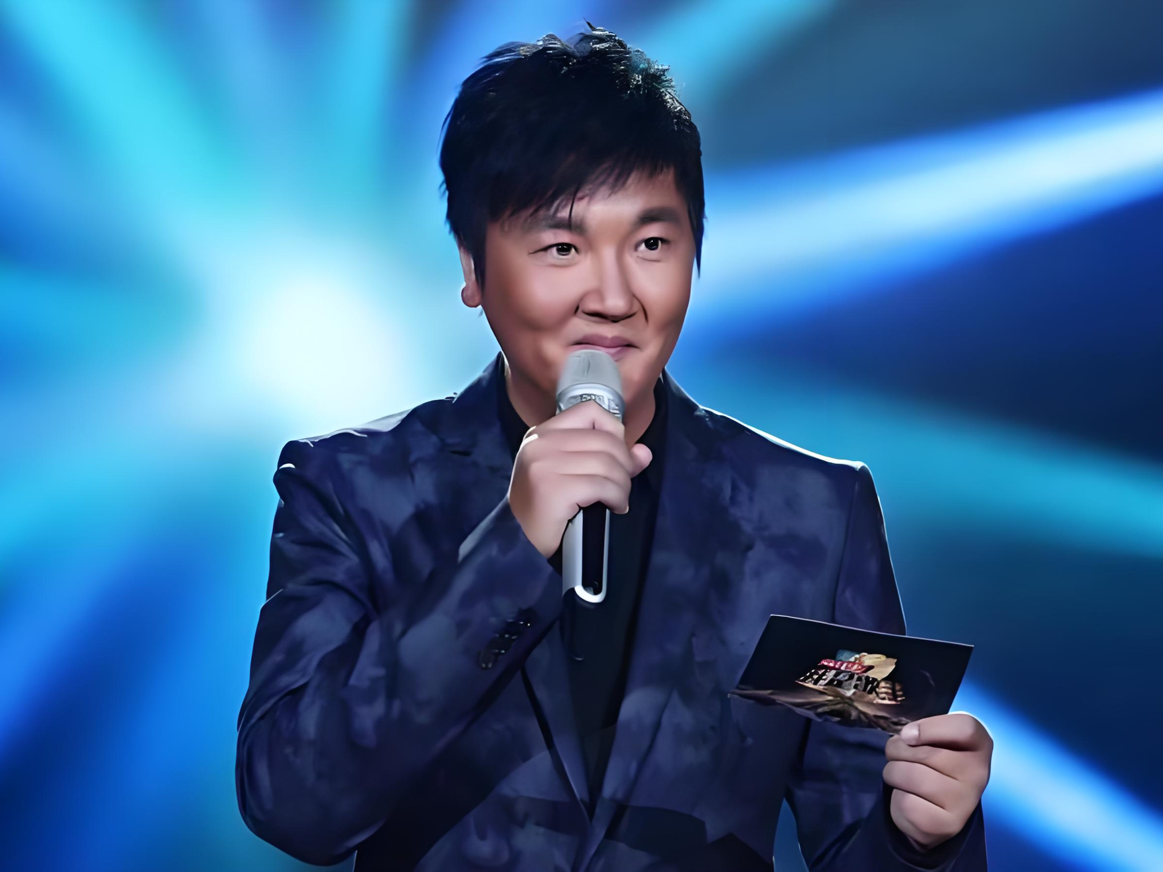 Ming迎来五赛季出色发挥，热火观众热烈欢呼！